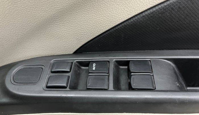 2015 Maruti Celerio VXI AMT, Petrol, Automatic, 69,763 km, Driver Side Door Panels Control