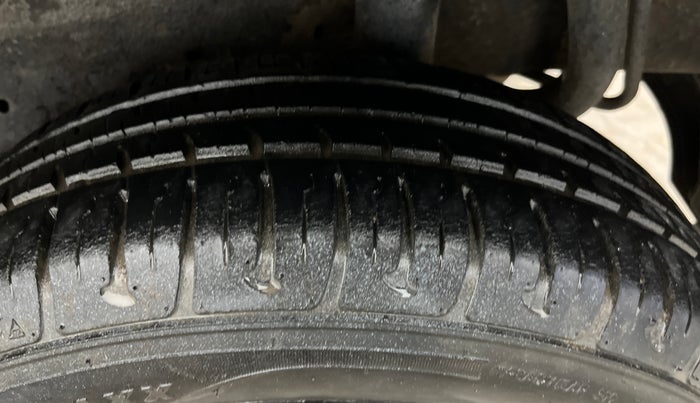 2015 Maruti Celerio VXI AMT, Petrol, Automatic, 69,763 km, Left Rear Tyre Tread