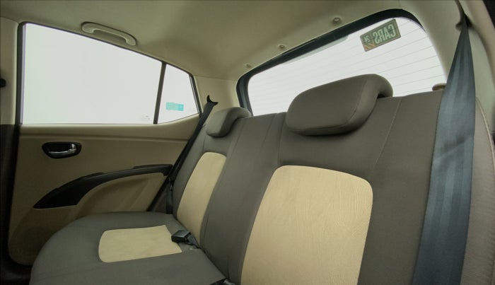 2013 Hyundai i10 ASTA 1.2 AT SUNROOF, Petrol, Automatic, 50,536 km, Right Side Rear Door Cabin