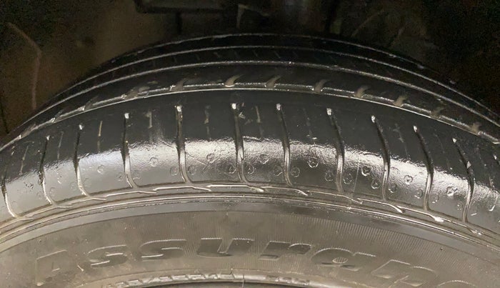 2022 Hyundai VENUE SX 1.2 PETROL, Petrol, Manual, 33,192 km, Left Front Tyre Tread