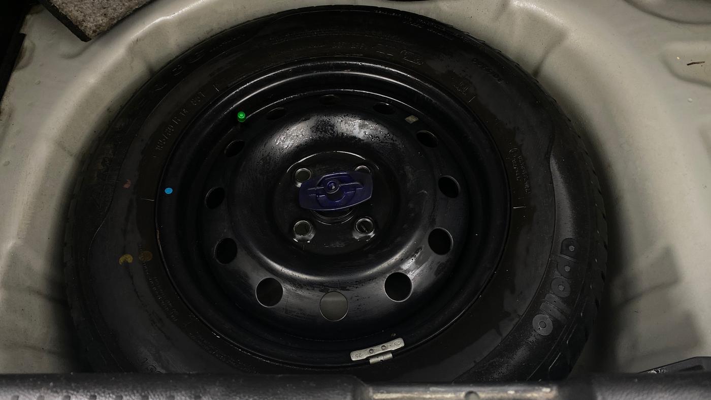 2019 Maruti Swift VXI, Petrol, Manual, 67,839 km, Spare Tyre