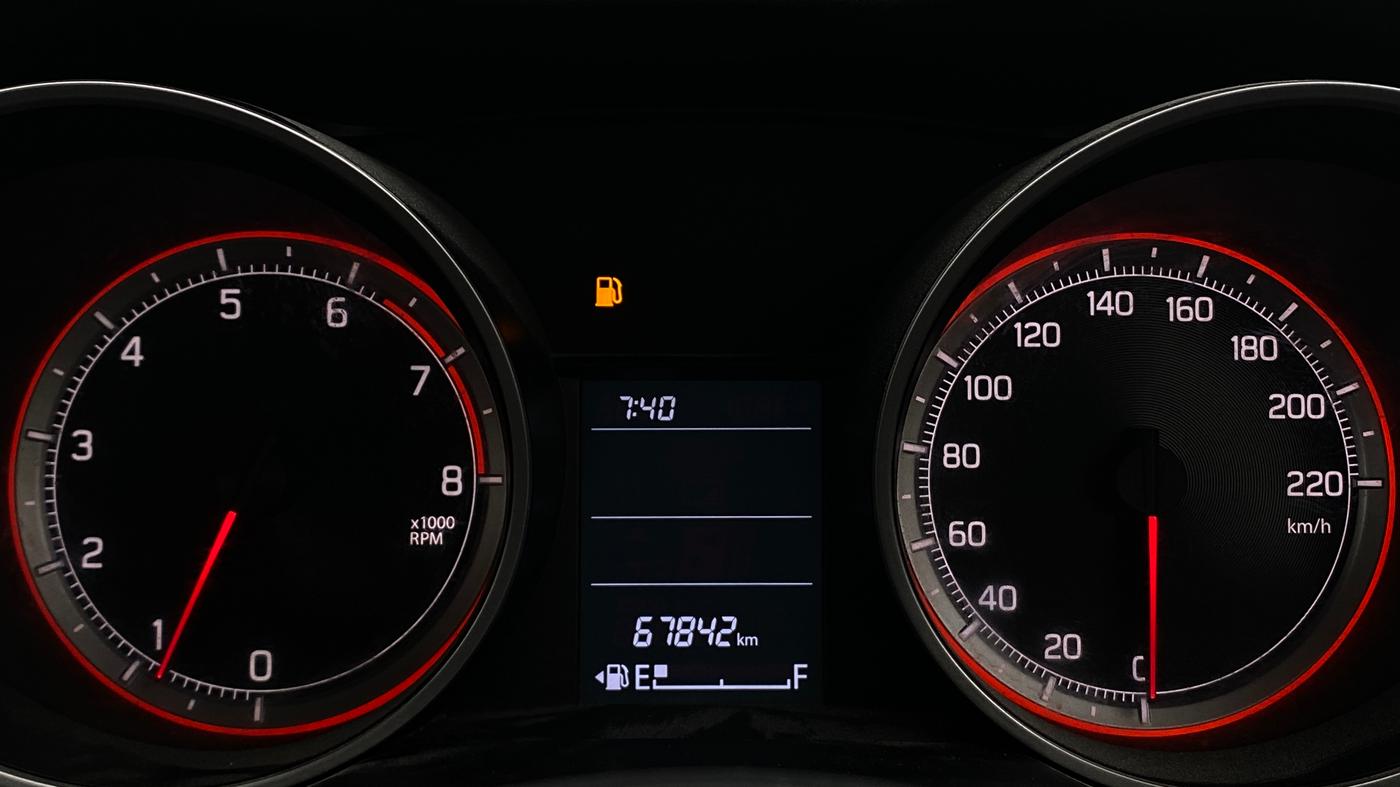 2019 Maruti Swift VXI, Petrol, Manual, 67,839 km, Odometer Image