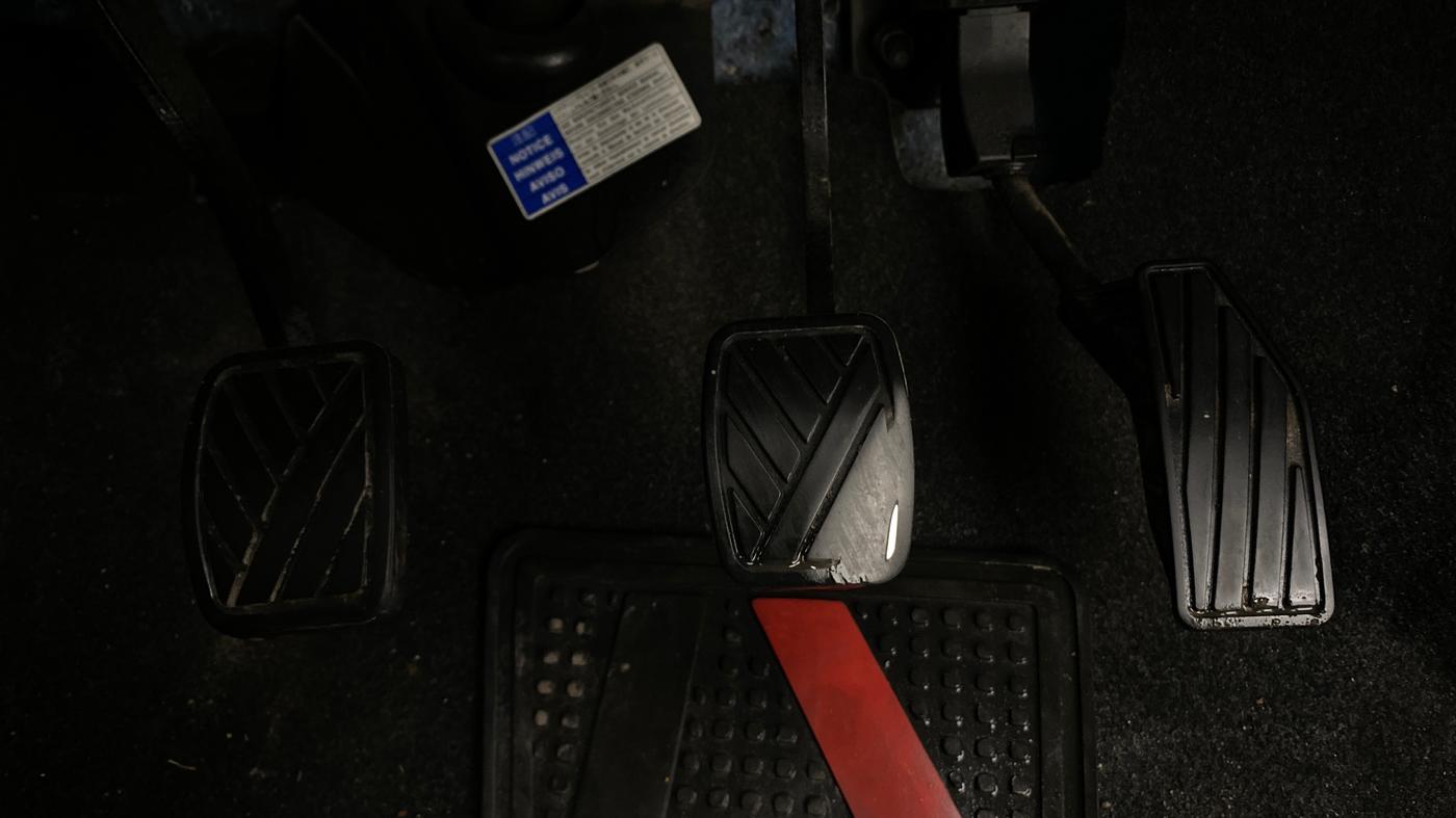 2019 Maruti Swift VXI, Petrol, Manual, 67,839 km, Pedals