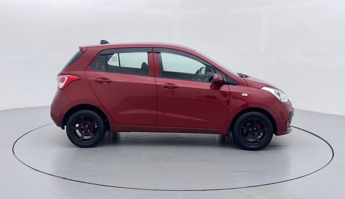 2017 Hyundai Grand i10 MAGNA 1.2 KAPPA VTVT, Petrol, Manual, 28,447 km, Right Side