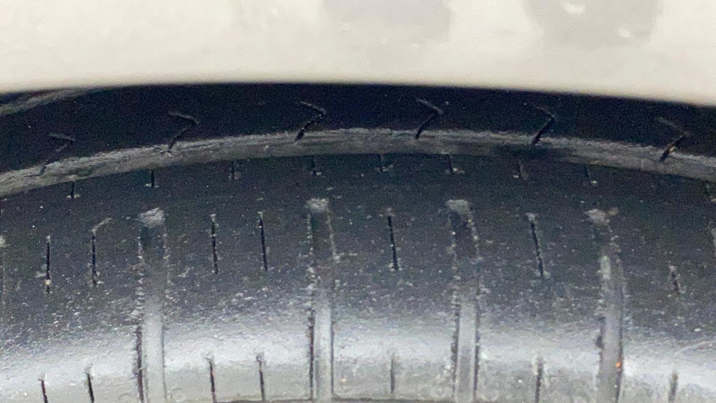 2017 Maruti Celerio ZXI AMT (O), Petrol, Automatic, 72,061 km, Left Front Tyre Tread