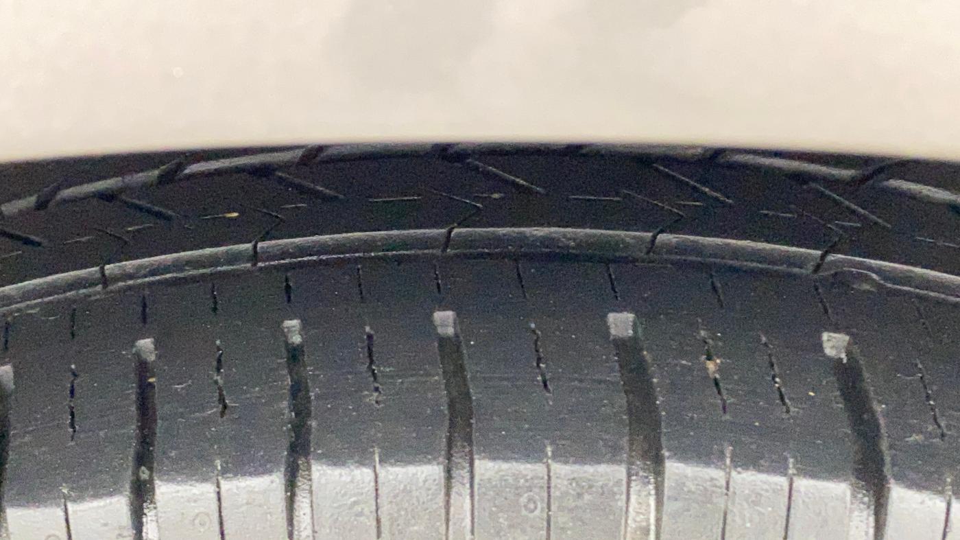 2017 Maruti Celerio ZXI AMT (O), Petrol, Automatic, 72,061 km, Left Rear Tyre Tread