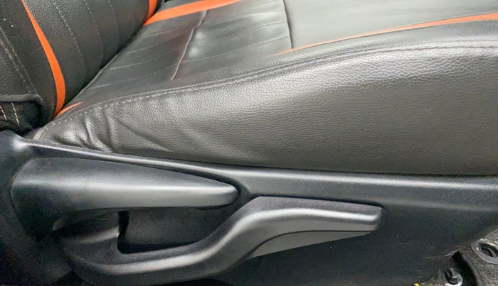 2015 Toyota Etios G, Petrol, Manual, 63,852 km, Driver Side Adjustment Panel