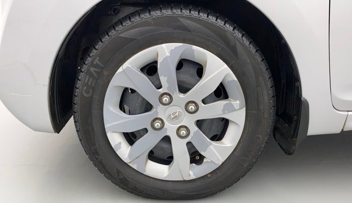 2017 Hyundai Eon MAGNA +, Petrol, Manual, 65,449 km, Left Front Wheel