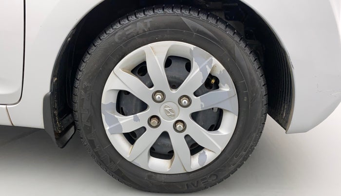 2017 Hyundai Eon MAGNA +, Petrol, Manual, 65,449 km, Right Front Wheel