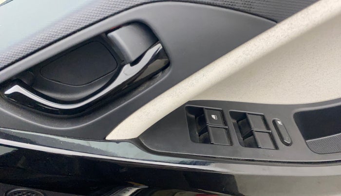 2023 Tata NEXON PURE 1.2 PETROL, Petrol, Manual, 35,232 km, Driver Side Door Panels Control