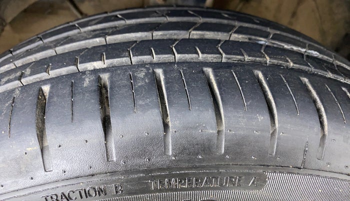 2021 Maruti Baleno ZETA 1.2 K12 CVT, Petrol, Automatic, 14,602 km, Left Front Tyre Tread
