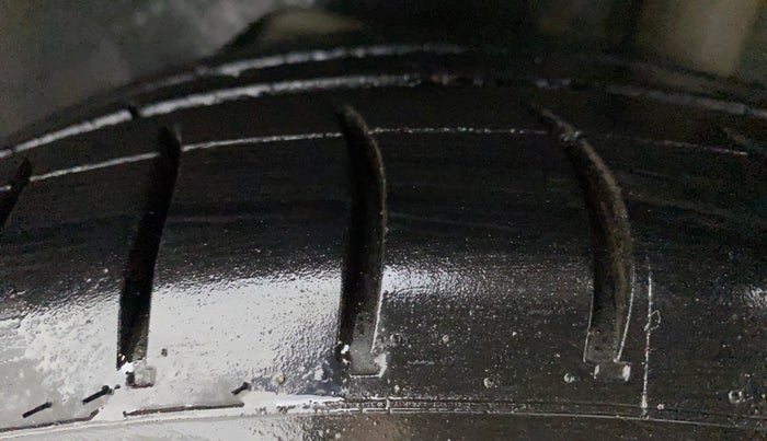 2018 Ford FREESTYLE TITANIUM PLUS 1.5 DIESEL, Diesel, Manual, 98,952 km, Left Rear Tyre Tread