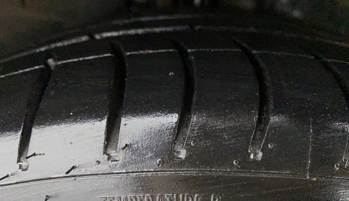 2018 Ford FREESTYLE TITANIUM PLUS 1.5 DIESEL, Diesel, Manual, 98,952 km, Right Front Tyre Tread