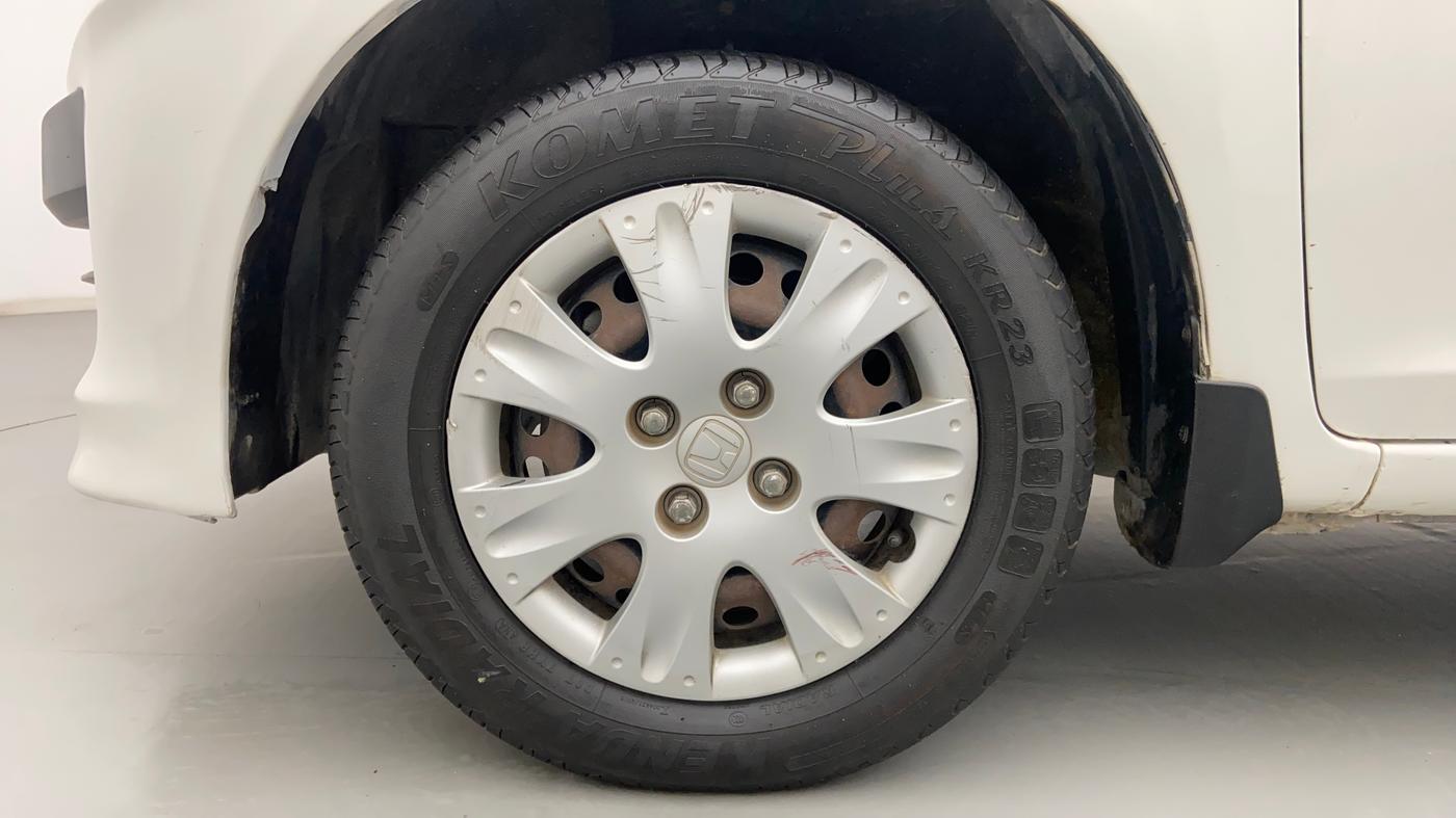 2013 Honda Brio S MT, Petrol, Manual, 39,196 km, Left Front Wheel