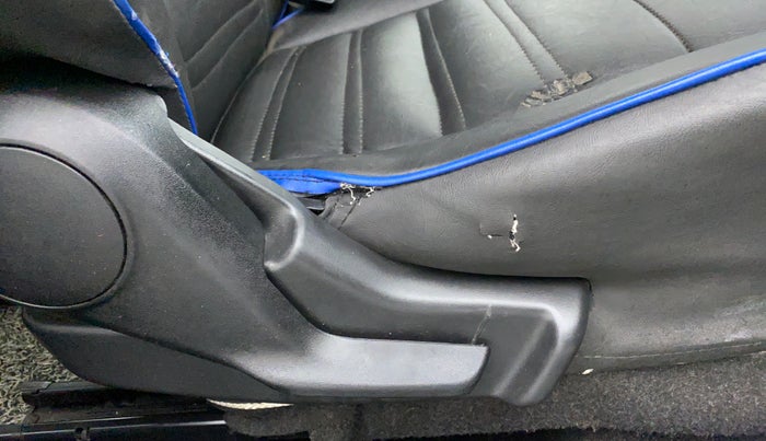 2020 Maruti Baleno DELTA 1.2 K12, Petrol, Manual, 30,990 km, Driver Side Adjustment Panel