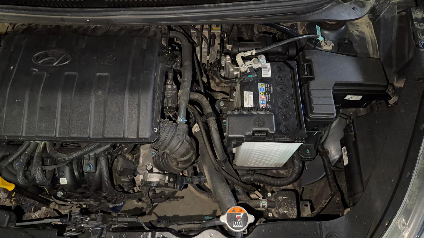 2025 Hyundai GRAND I10 NIOS SPORTZ 1.2 KAPPA VTVT CNG, CNG, Manual, 23,628 km, Engine View - Left