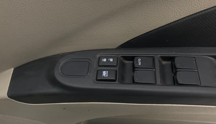 2016 Maruti Celerio VXI AMT, Petrol, Automatic, 34,089 km, Driver Side Door Panels Control