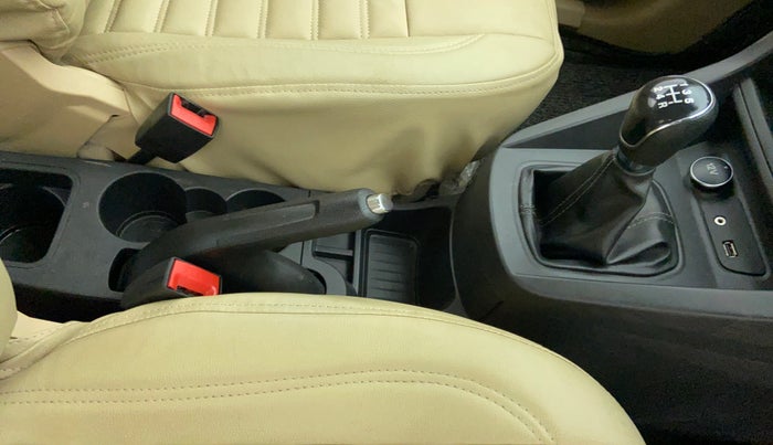 2019 Ford Figo Aspire 1.2 TITANIUM PETROL, Petrol, Manual, 11,036 km, Gear Lever