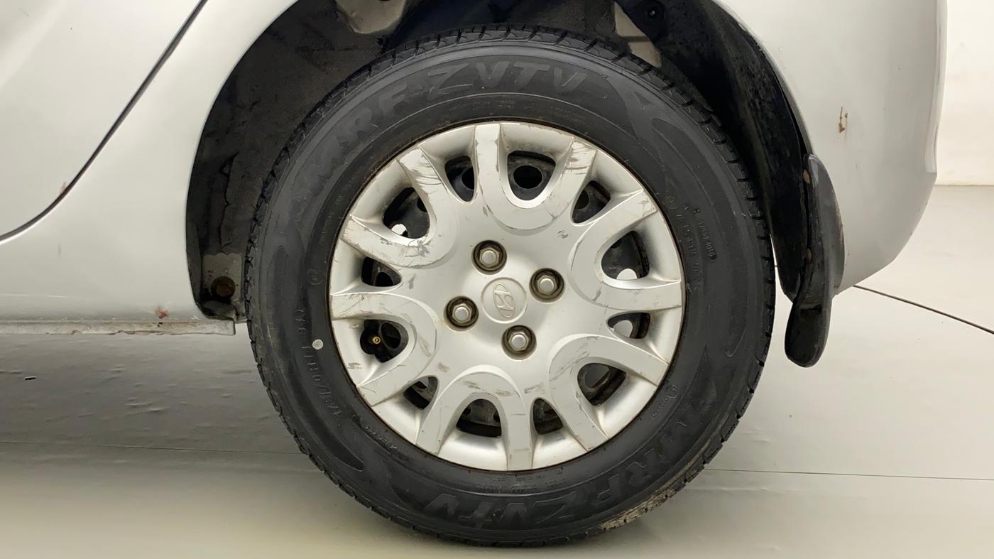 2011 Hyundai i20 MAGNA (O) 1.2, Petrol, Manual, 73,952 km, Left Rear Wheel