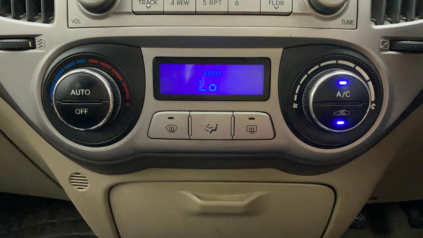 2011 Hyundai i20 MAGNA (O) 1.2, Petrol, Manual, 73,952 km, Automatic Climate Control