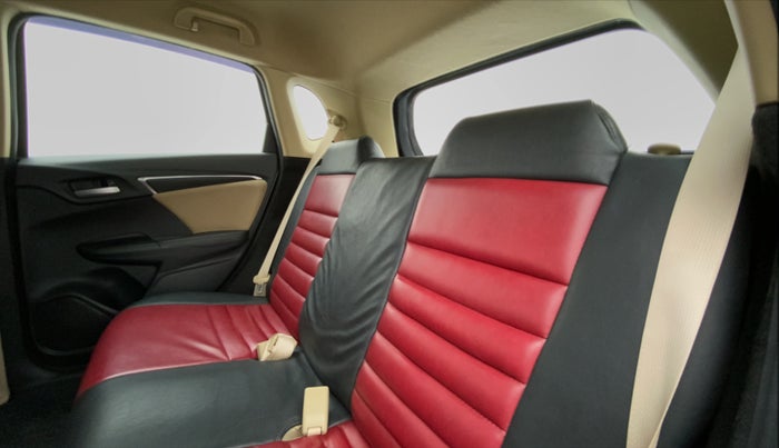 2017 Honda Jazz 1.2 V AT, Petrol, Automatic, 31,187 km, Right Side Rear Door Cabin