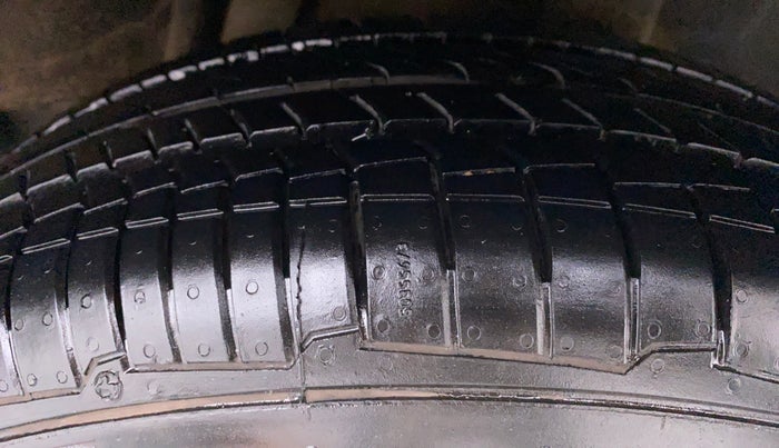 2017 Honda Jazz 1.2 V AT, Petrol, Automatic, 31,187 km, Left Rear Tyre Tread