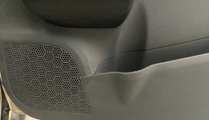 2019 Mahindra Kuv100 K2 TRIP CNG, CNG, Manual, 99,768 km, Speaker