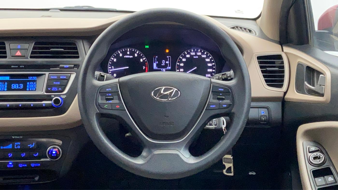 2017 Hyundai Elite i20 SPORTZ 1.2, Petrol, Manual, 16,719 km, Steering Wheel