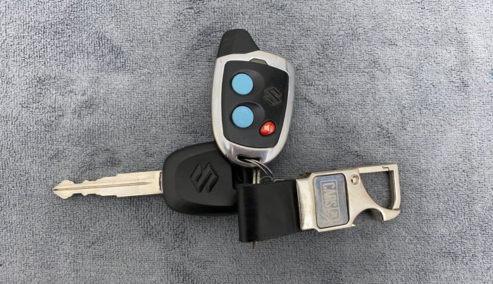 2019 Maruti Celerio VXI CNG, CNG, Manual, 1,23,033 km, Key Close Up