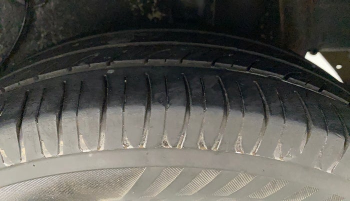 2019 Maruti Celerio VXI CNG, CNG, Manual, 1,23,033 km, Left Rear Tyre Tread