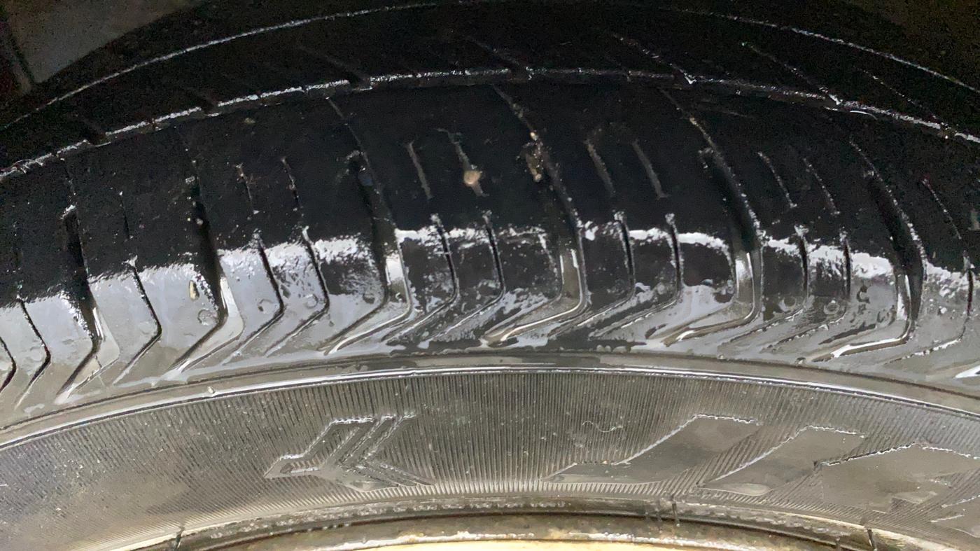 2021 Maruti Celerio VXI CNG, CNG, Manual, 1,02,924 km, Left Front Tyre Tread