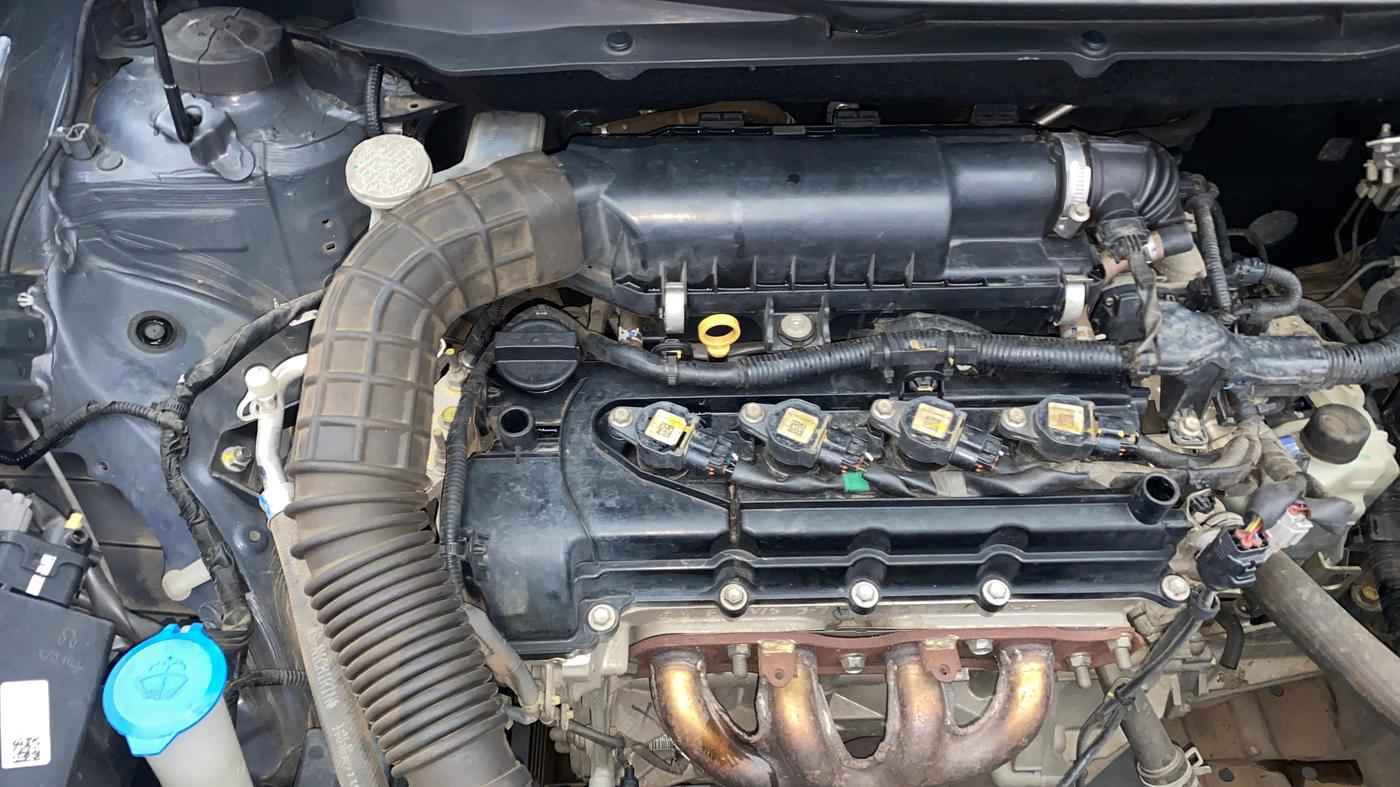 2018 Maruti Dzire ZXI AMT, Petrol, Automatic, 47,353 km, Engine View - Right