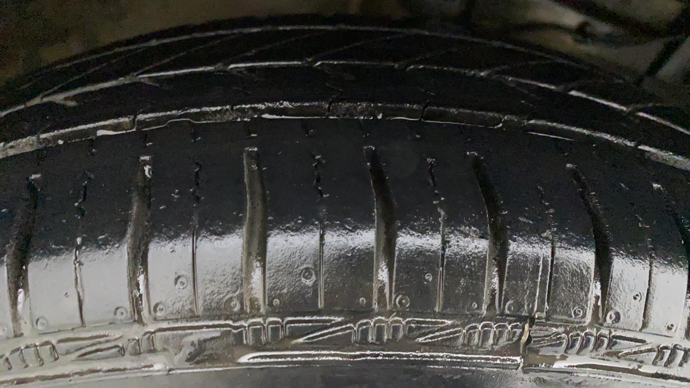 2012 Maruti Swift Dzire VXI AMT, Petrol, Automatic, 52,992 km, Right Front Tyre Tread