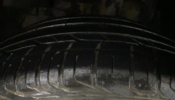 2019 Tata NEXON XM PETROL, Petrol, Manual, 21,103 km, Left Front Tyre Tread
