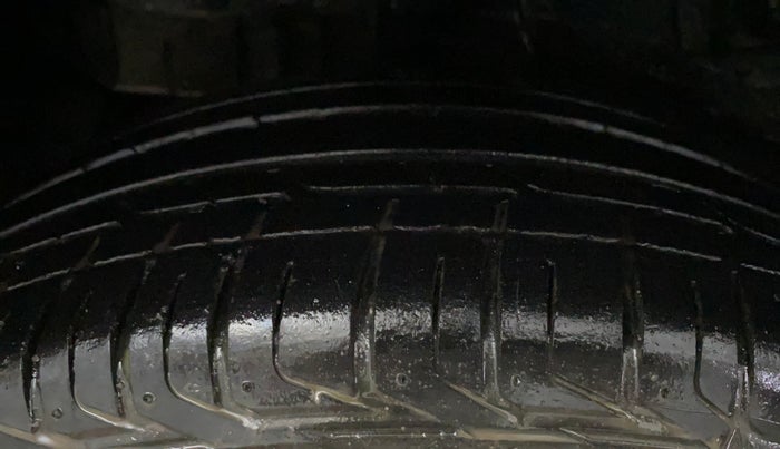 2019 Tata NEXON XM PETROL, Petrol, Manual, 21,103 km, Right Rear Tyre Tread
