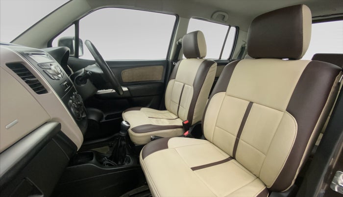 2013 Maruti Wagon R 1.0 VXI, Petrol, Manual, 45,300 km, Right Side Front Door Cabin