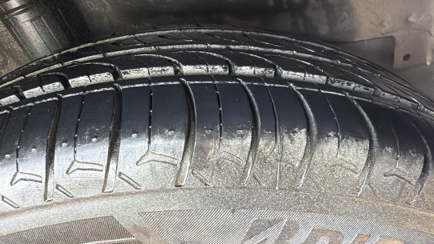 2018 Honda City 1.5L I-VTEC V MT, Petrol, Manual, 1,01,433 km, Right Rear Tyre Tread