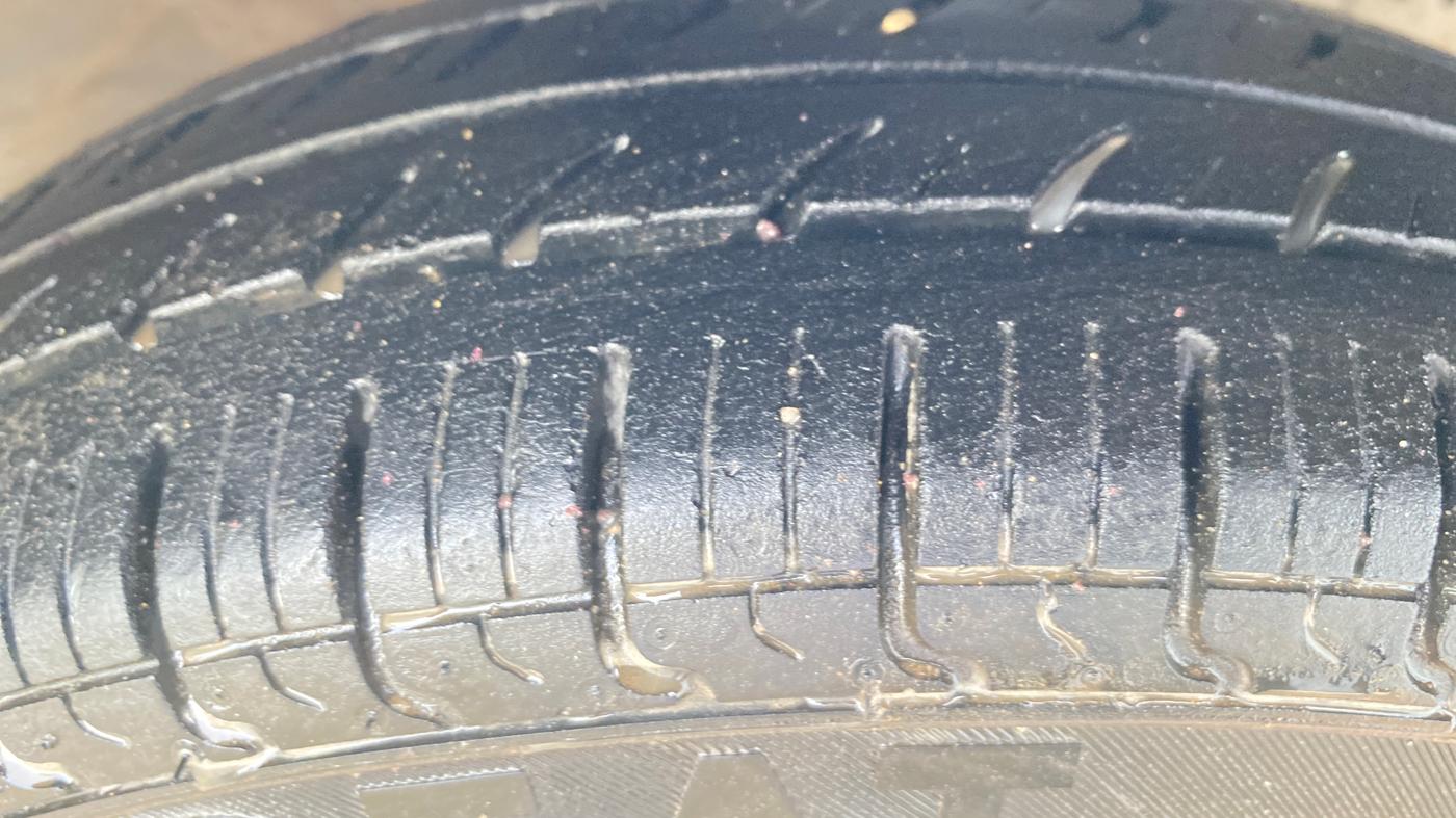 2017 Hyundai Eon ERA +, Petrol, Manual, 70,339 km, Right Front Tyre Tread