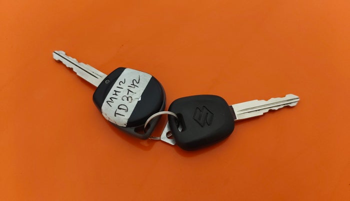 2021 Maruti S PRESSO VXI PLUS AMT, Petrol, Automatic, 49,254 km, Key Close Up