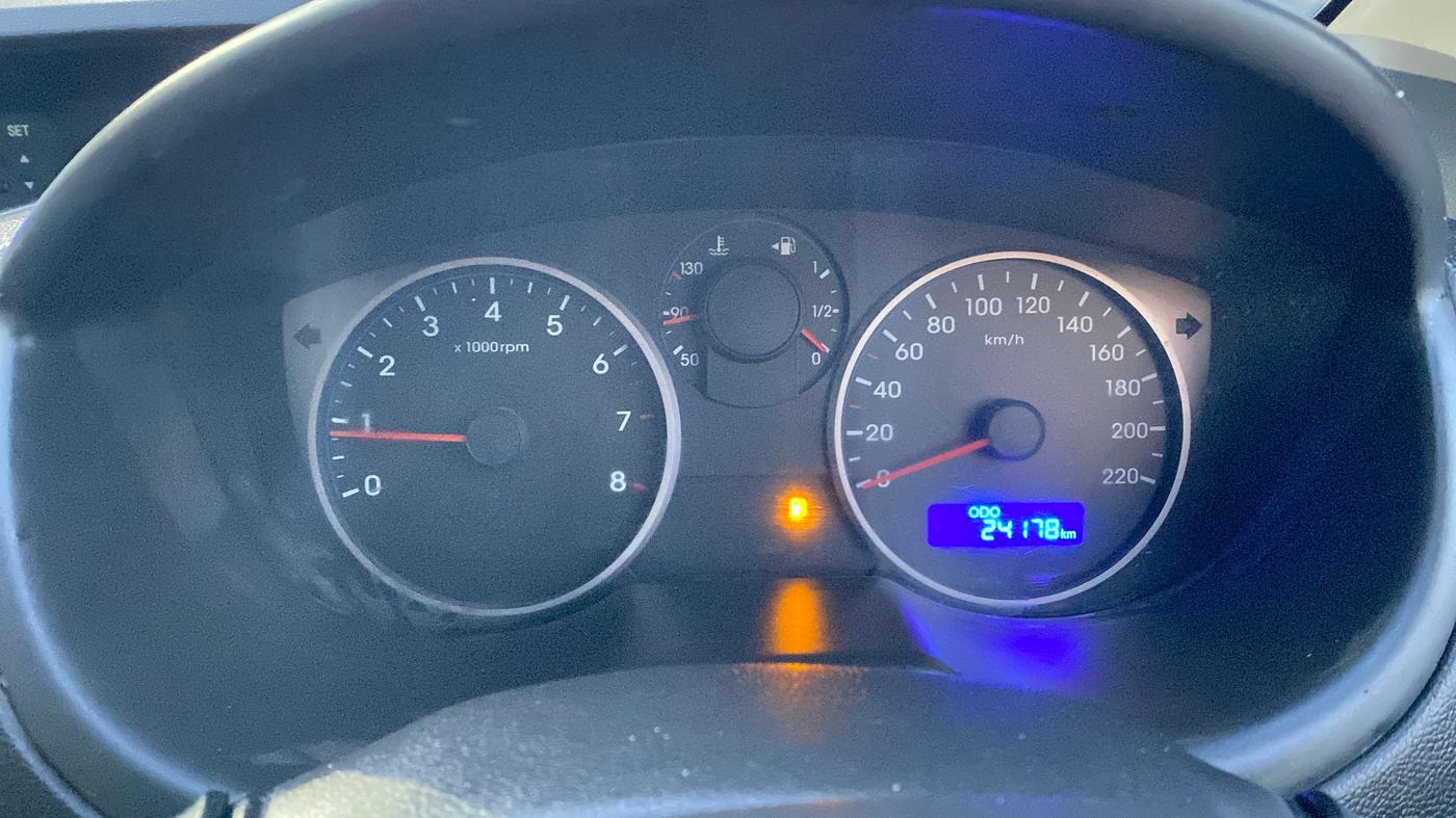 2013 Hyundai i20 SPORTZ 1.2, Petrol, Manual, 24,171 km, Odometer Image