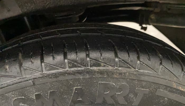 2020 Maruti Alto VXI, Petrol, Manual, 1,03,254 km, Left Rear Tyre Tread