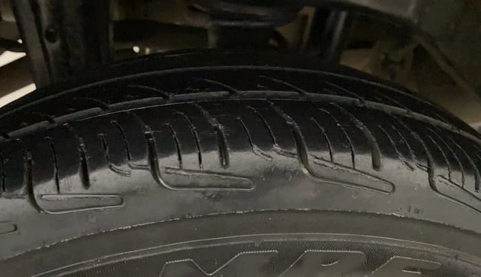 2020 Maruti Alto VXI, Petrol, Manual, 1,03,254 km, Right Rear Tyre Tread