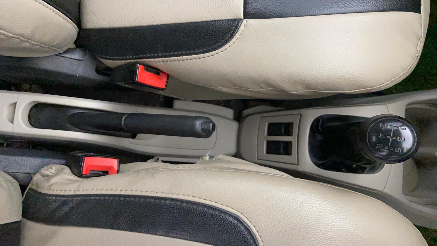 2020 Maruti Alto VXI, Petrol, Manual, 1,03,239 km, Gear Lever