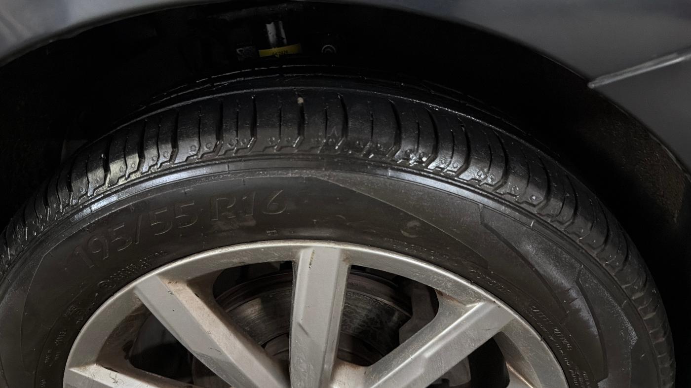 2021 Volkswagen Polo 1.0 GT TSI AT, Petrol, Automatic, 48,163 km, Right Front Tyre Tread