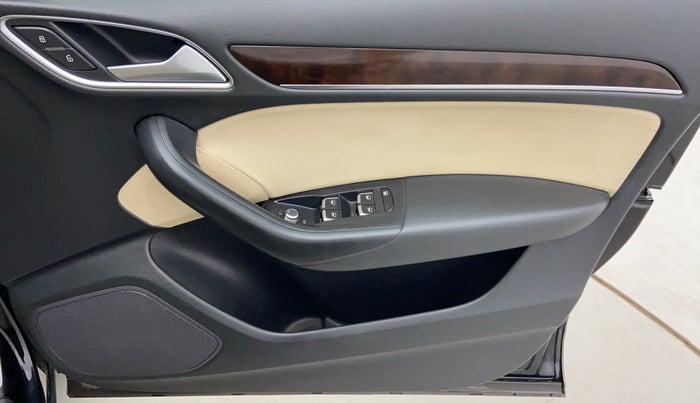 2017 Audi Q3 30 TFSI Premium, Petrol, Automatic, 25,024 km, Driver Side Door Panels Controls