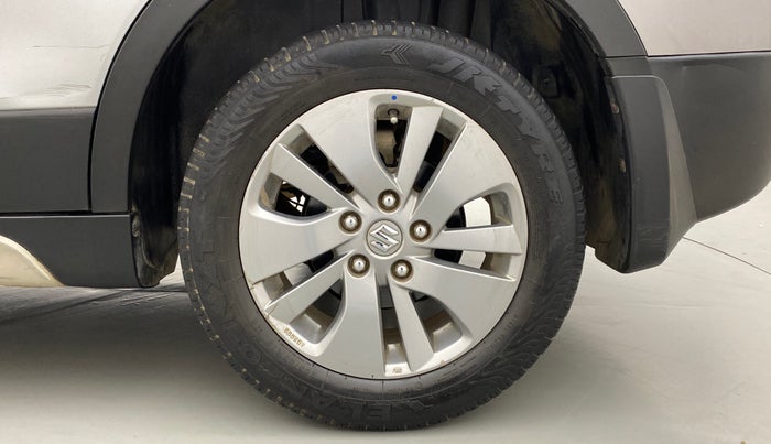 2016 Maruti S Cross ZETA 1.3, Diesel, Manual, 76,836 km, Left Rear Wheel