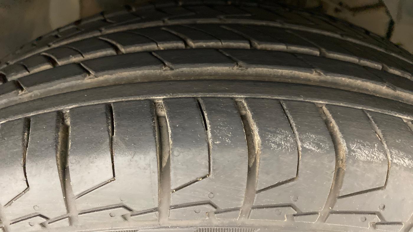 2016 Maruti S Cross ZETA 1.3, Diesel, Manual, 76,836 km, Right Front Tyre Tread