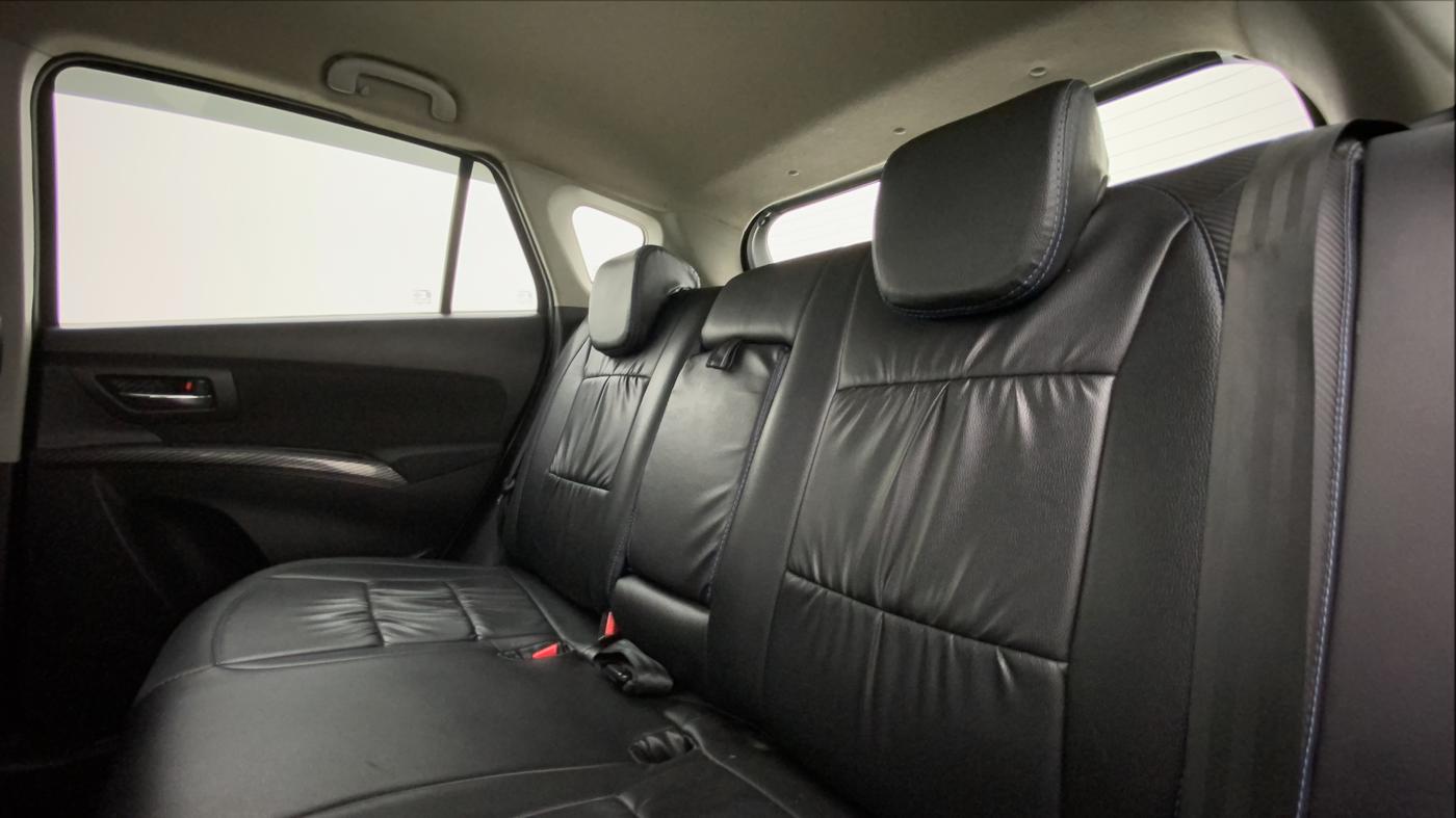 2016 Maruti S Cross ZETA 1.3, Diesel, Manual, 76,836 km, Right Side Rear Door Cabin