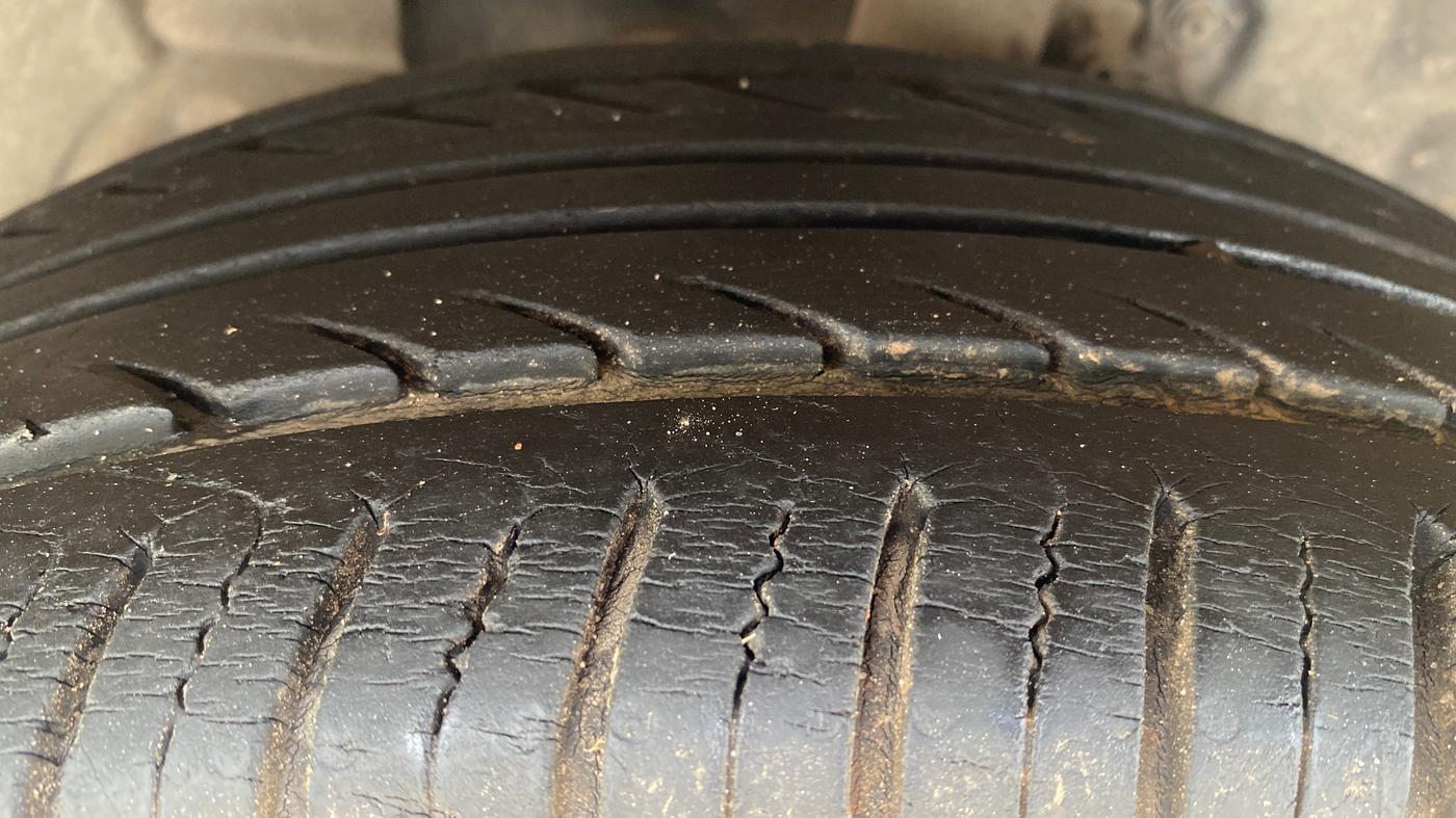 2018 Ford Ecosport TITANIUM 1.5L PETROL, Petrol, Manual, 23,194 km, Left Front Tyre Tread