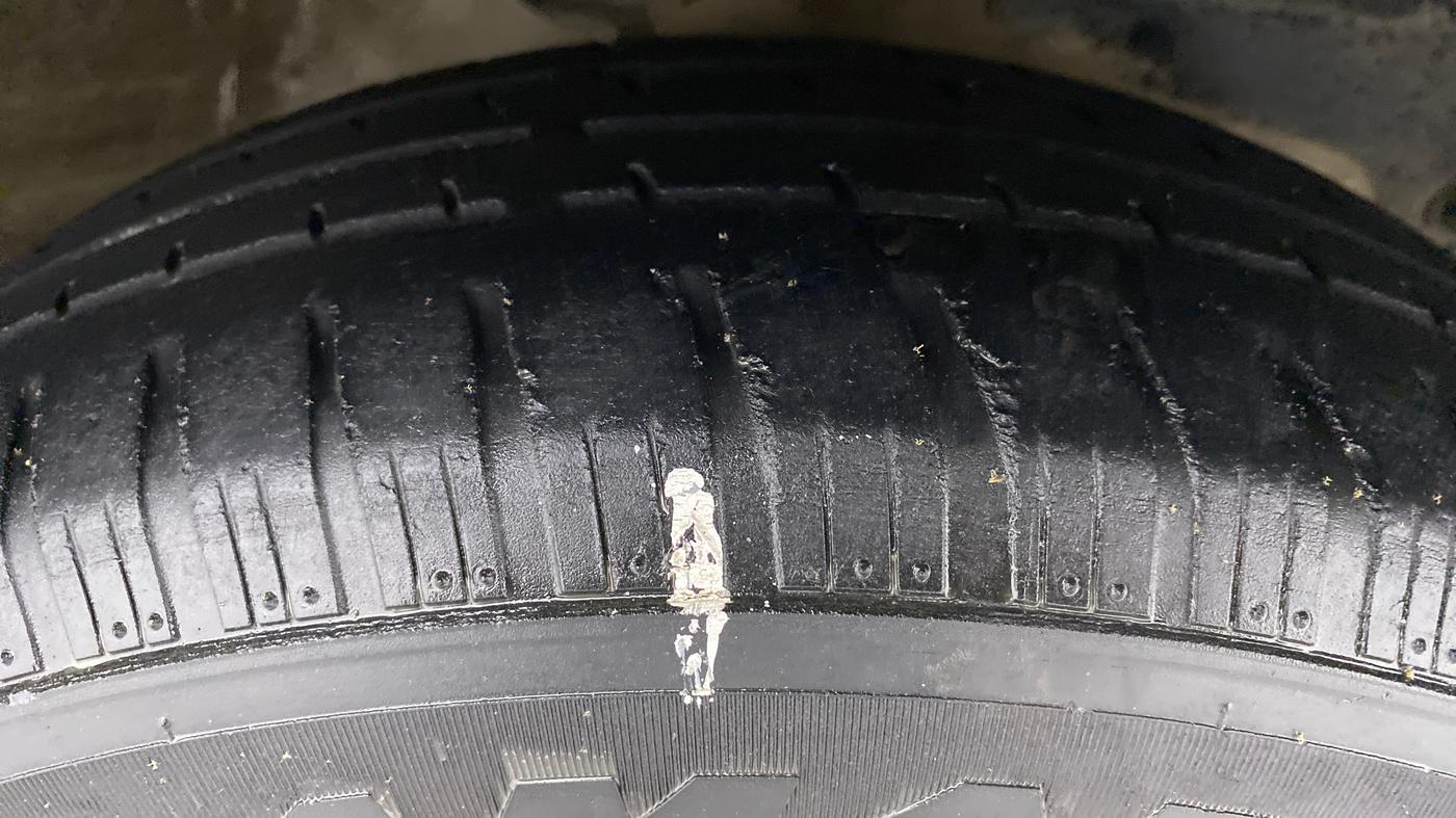 2018 Mahindra KUV 100 NXT K4+ D 6 SEATER, Diesel, Manual, 77,634 km, Right Front Tyre Tread
